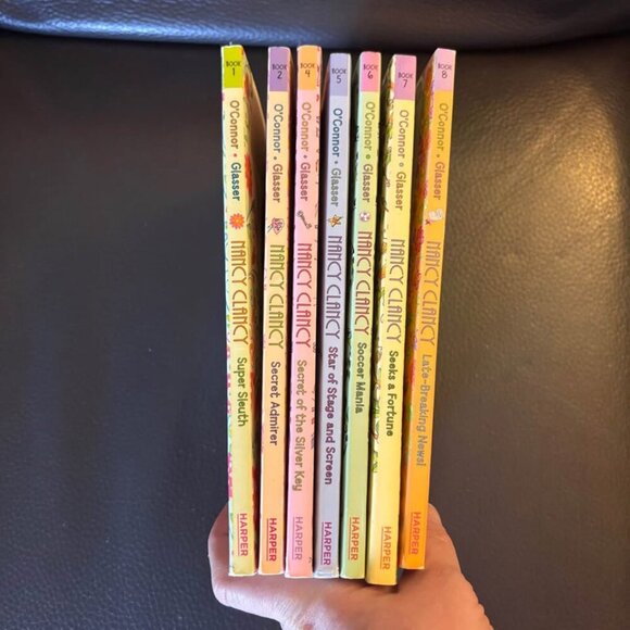 Nancy Clancy Soft Cover Novels 1,2, 4-7 - Picture 6 of 8